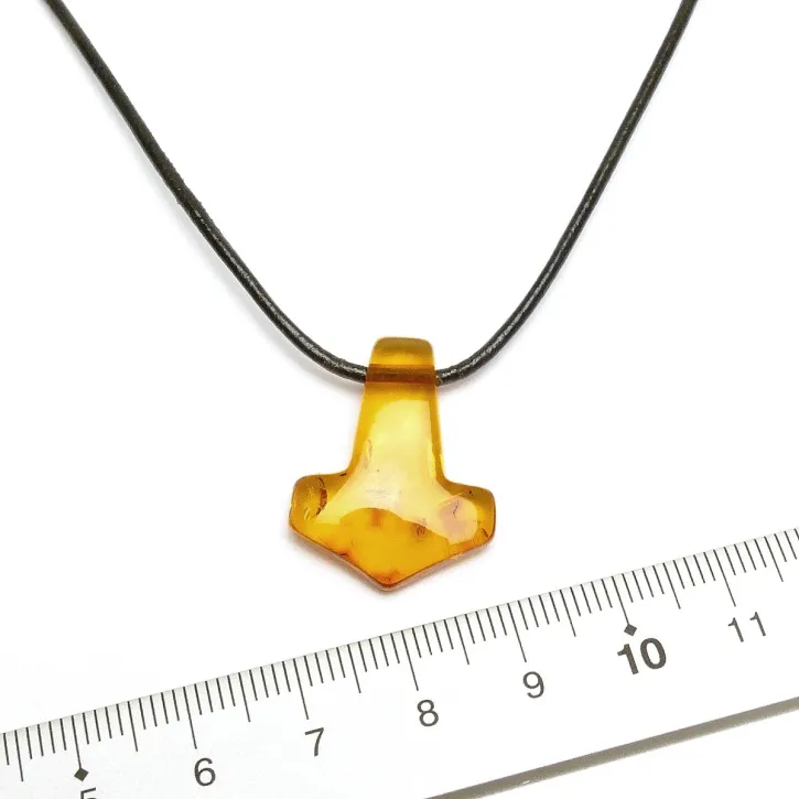 V13-42 Thorshammer poliert, cognac