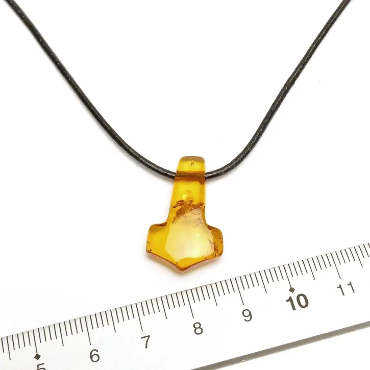 V13-47 Thorshammer poliert, cognac