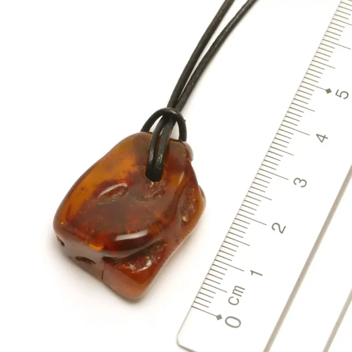 V26-06 Bernstein-Tropfen, cognac