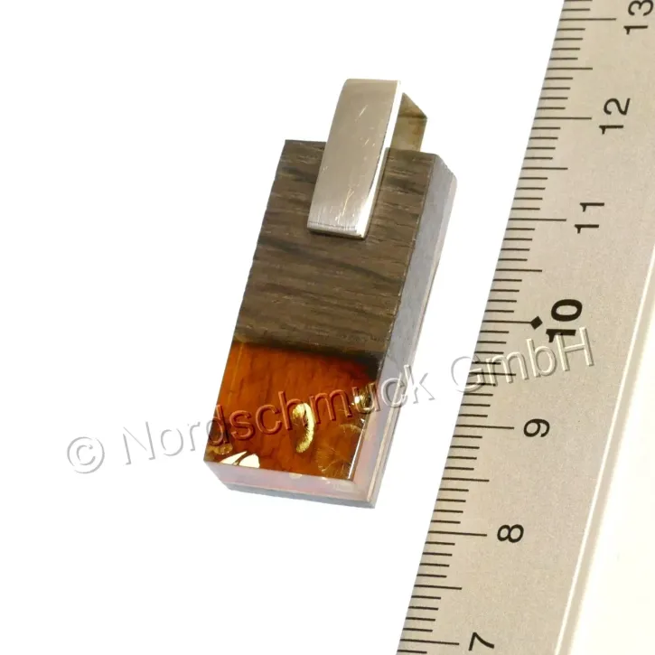 V27-02 Anhänger Mooreiche, cognac