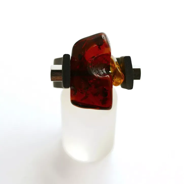 V37-09 Kautschuk Ring, cognac, Große 59-61