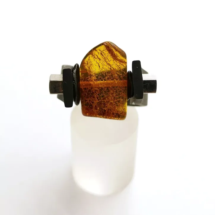 V37-11 Kautschuk Ring, cognac, Große 59-61