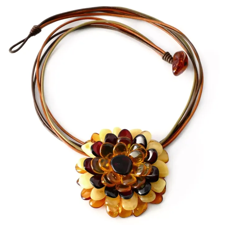 V52-03 Blume Collier und Brosche