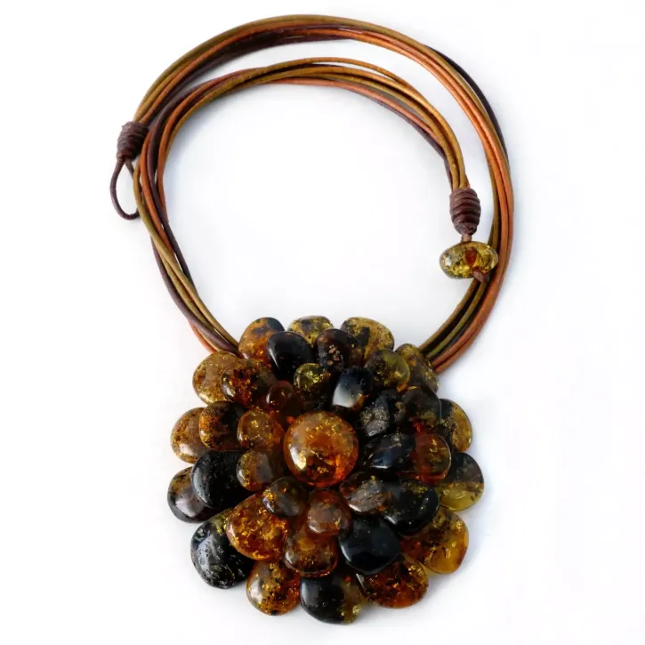 V52-07 Blume Collier und Brosche